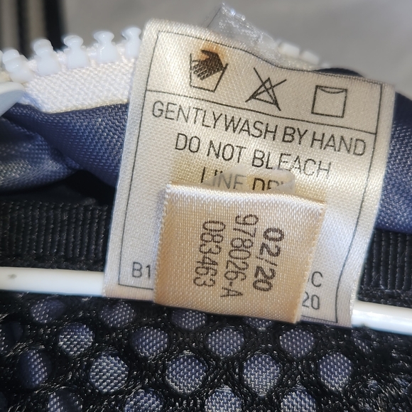 Small Adidas Backpack - Picture 8 of 11